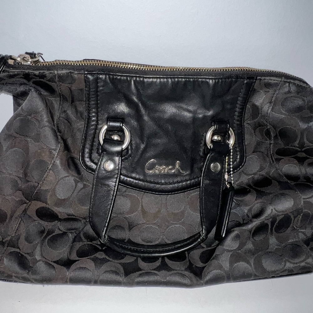 Coach ASHLEY Signature Sachel Purse